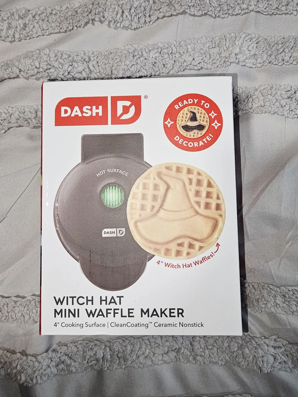 Dash Witch Hat Mini Waffle Maker